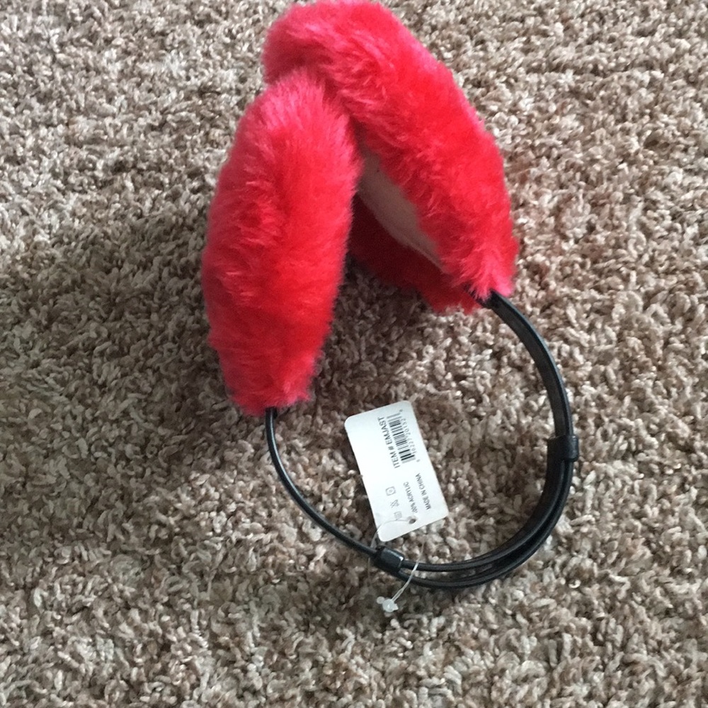 Earmuffs - Picture 2 of 3
